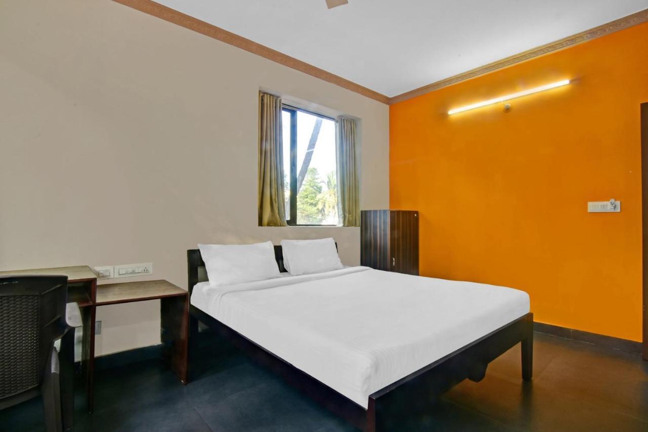 Capital O 85357 Hotel Sai Datta Calangute Eksteriør bilde