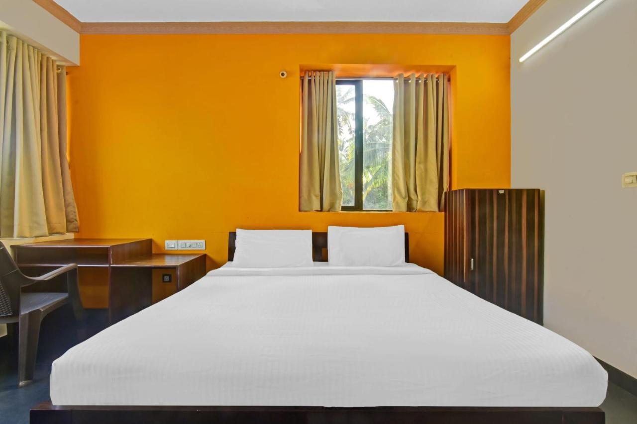 Capital O 85357 Hotel Sai Datta Calangute Eksteriør bilde